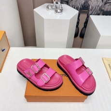 Louis Vuitton Slippers